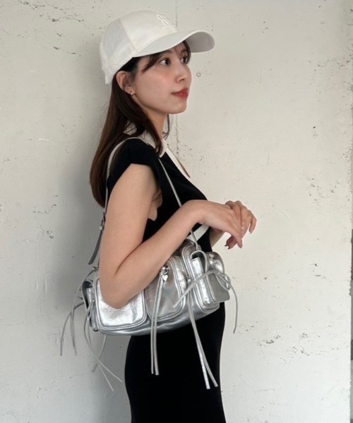 FRAY I.D(フレイアイディー)の「バリエーションロゴキャップ(キャップ・レディース・ブラック/ホワイト/イエロー/ブルー・FREE)」の5枚目の写真