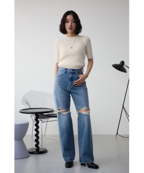 AZUL by moussy(アズールバイマウジー)の「ハーフスリーブクルーネックリブトップス(ニット/セーター・レディース・ホワイト系その他/ブラック系その他/アイボリー/グレー/ブラック/グリーン・SMALL/MEDIUM)」の9枚目の写真