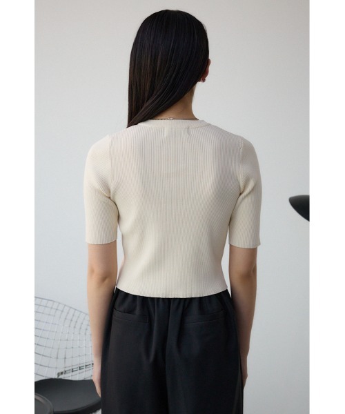 AZUL by moussy(アズールバイマウジー)の「ハーフスリーブクルーネックリブトップス(ニット/セーター・レディース・ホワイト系その他/ブラック系その他/アイボリー/グレー/ブラック/グリーン・SMALL/MEDIUM)」の18枚目の写真