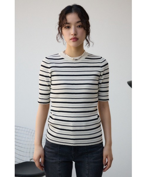 AZUL by moussy(アズールバイマウジー)の「ハーフスリーブクルーネックリブトップス(ニット/セーター・レディース・ホワイト系その他/ブラック系その他/アイボリー/グレー/ブラック/グリーン・SMALL/MEDIUM)」の22枚目の写真