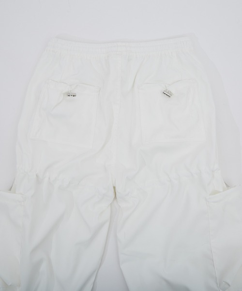 improves（インプローブス）の「コード使い デザイン カーゴパンツ（カーゴパンツ・メンズ・ブラック/ホワイト・LARGE/MEDIUM）」の17枚目の写真