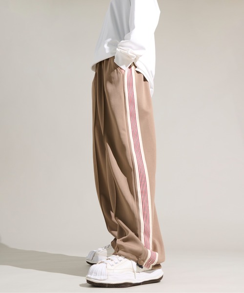 CALIFORNIA OUTFITTERS（カリフォルニア アウトフィッターズ）の「3-2B32 サイドライン トラックパンツ（その他パンツ・メンズ・ブラック/ワイン/ベージュ・FREE）」の4枚目の写真