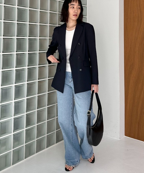 Doux archives（ドゥアルシーヴ）の「ダブルジャケット（テーラードジャケット・レディース・ベージュ/ネイビー・38）」の3枚目の写真