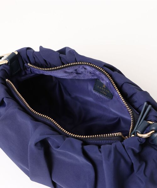 LANVIN en Bleu（ランバンオンブルー）の「グラシリィ ミニショルダーバッグ（ショルダーバッグ・レディース・ブラック/ピンク/ネイビー/ベージュ・FREE）」の9枚目の写真