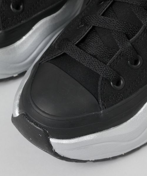 Carlos o④※４本中4本目 NIKE SHOX R4 WHITE/METALLIC SILVER-RACER BLUE（ナイキ