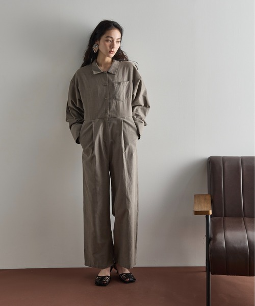THE YOn（ザヨン）の「シャンブレーシャツオールインワン