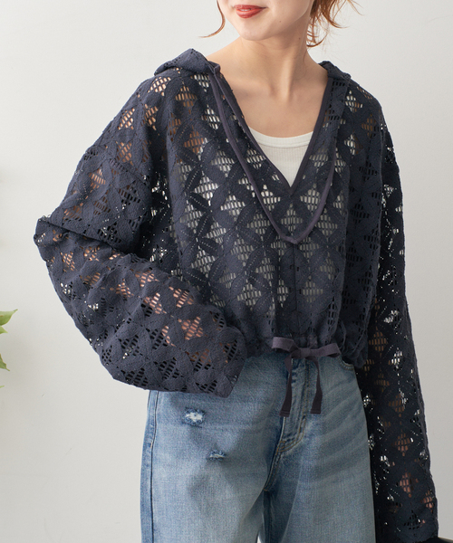 Spick & Span(スピックアンドスパン)の「Uhr / ウーア Lace Foodie Tops(シャツ/ブラウス・レディース・ネイビー・FREE)」の1枚目の写真