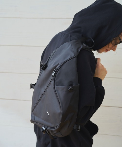 BROKEN BASE(ブロークンベース)の「ナイロンワンショルダーバッグ(ショルダーバッグ・メンズ・ブラック系/ネイビー/グレー系・フリー)」の6枚目の写真