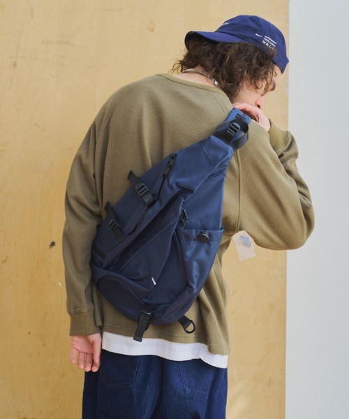 BROKEN BASE(ブロークンベース)の「ナイロンワンショルダーバッグ(ショルダーバッグ・メンズ・ブラック系/ネイビー/グレー系・フリー)」の9枚目の写真