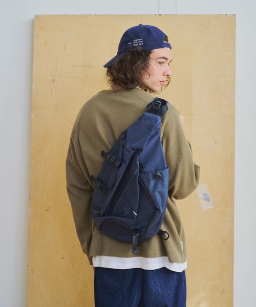 BROKEN BASE(ブロークンベース)の「ナイロンワンショルダーバッグ(ショルダーバッグ・メンズ・ブラック系/ネイビー/グレー系・フリー)」の10枚目の写真