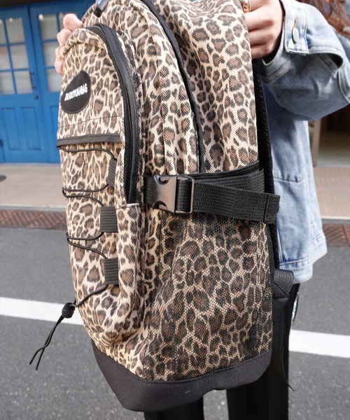 CORNERS(コーナーズ)の「大容量リュックサック(バックパック/リュック・レディース・ブラック/レオパード・FREE)」の6枚目の写真