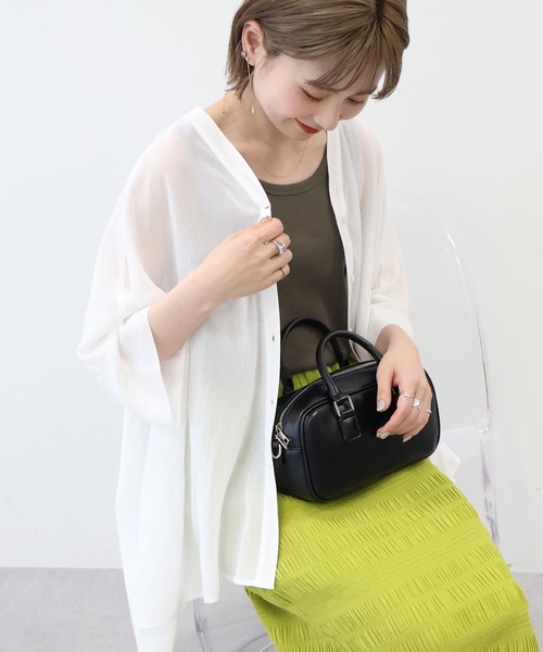 AMERICAN HOLIC(アメリカンホリック)の「接触冷感Vネックシアー半袖BIGシャツ(シャツ/ブラウス・レディース・ブラック/サックスブルー/その他6/オフホワイト/ネイビー/ストライプ・FREE)」の2枚目の写真