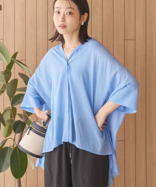 AMERICAN HOLIC(アメリカンホリック)の「接触冷感Vネックシアー半袖BIGシャツ(シャツ/ブラウス・レディース・ブラック/サックスブルー/その他6/オフホワイト/ネイビー/ストライプ・FREE)」の4枚目の写真