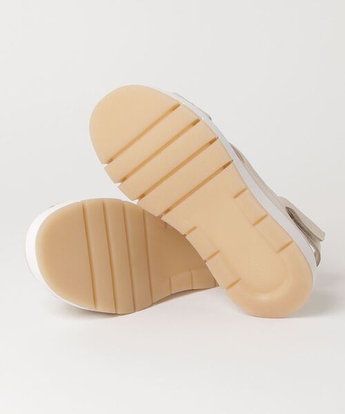 Clarks(クラークス)の「クラークス Tuscan Cross タスカンクロス サンダル(サンダル・レディース・ブラック/クリーム/シルバー/ピンク・55/50/40/35/45/30)」の6枚目の写真