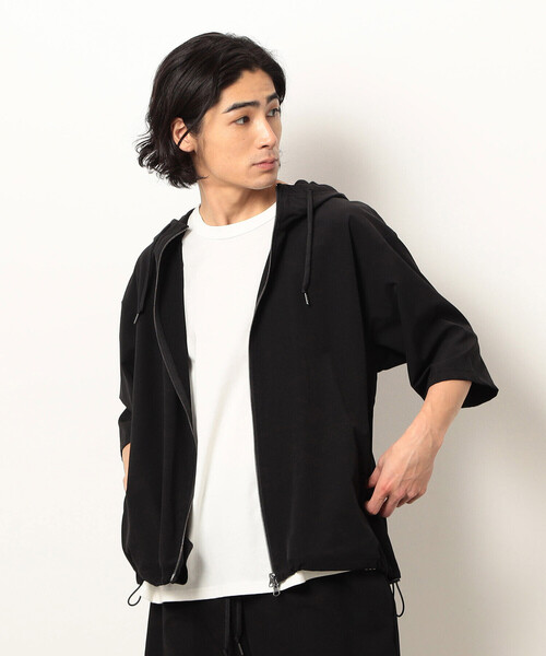 Purple&Yellow(パープルアンドイエロー)の「ナイロンストレッチパーカ(パーカー・メンズ・ブラック/キャメル・X-LARGE/LARGE/MEDIUM/SMALL)」の1枚目の写真