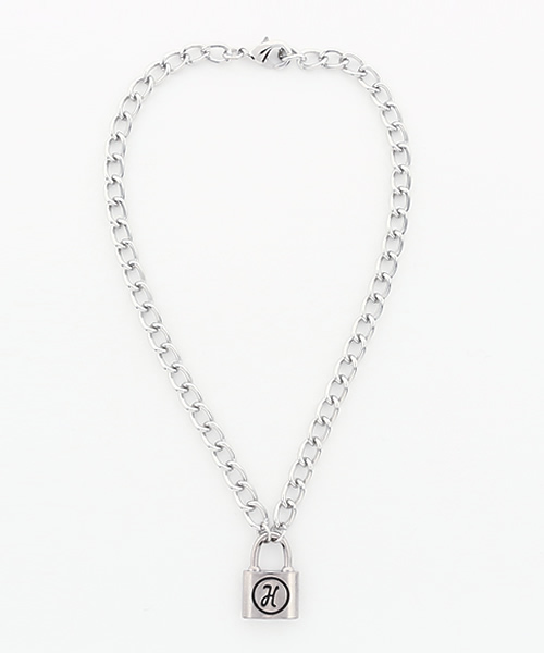 HYSTERIC MINI(ヒステリックミニ)の「“H”padlock chain ネックレス(ネックレス・キッズ・ブラック/シルバー/ゴールド/レッド・FREE)」の2枚目の写真