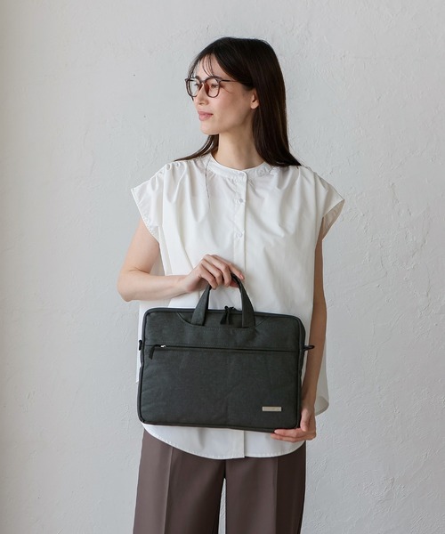 VitaFelice（ヴィータフェリーチェ）の「ナイロン2wayPCバッグ【13インチ】高密度ナイロン ノートパソコン ケース  パソコンバッグ 耐衝撃 キャリーバー 通勤バッグ（ビジネスバッグ・メンズ・ブラック/ライトグレー/ネイビー/グレー・FREE）」の3枚目の写真