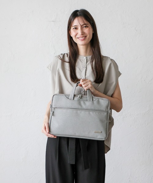 VitaFelice（ヴィータフェリーチェ）の「ナイロン2wayPCバッグ【13インチ】高密度ナイロン ノートパソコン ケース  パソコンバッグ 耐衝撃 キャリーバー 通勤バッグ（ビジネスバッグ・メンズ・ブラック/ライトグレー/ネイビー/グレー・FREE）」の10枚目の写真