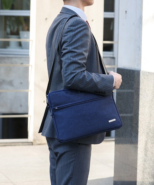 VitaFelice（ヴィータフェリーチェ）の「ナイロン2wayPCバッグ【13インチ】高密度ナイロン ノートパソコン ケース  パソコンバッグ 耐衝撃 キャリーバー 通勤バッグ（ビジネスバッグ・メンズ・ブラック/ライトグレー/ネイビー/グレー・FREE）」の13枚目の写真