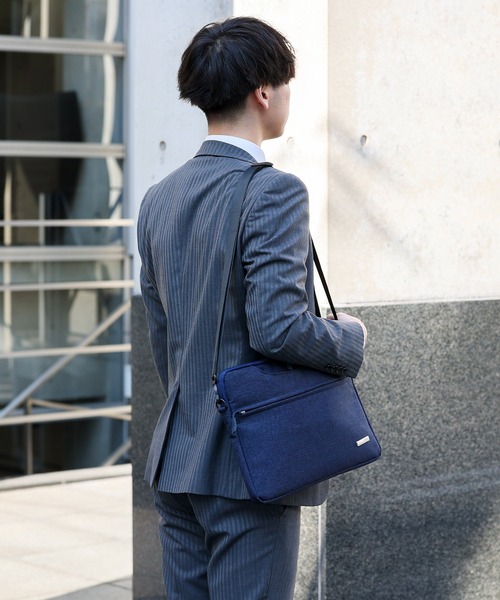 VitaFelice（ヴィータフェリーチェ）の「ナイロン2wayPCバッグ【13インチ】高密度ナイロン ノートパソコン ケース  パソコンバッグ 耐衝撃 キャリーバー 通勤バッグ（ビジネスバッグ・メンズ・ブラック/ライトグレー/ネイビー/グレー・FREE）」の14枚目の写真