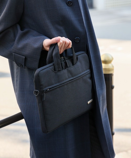 VitaFelice（ヴィータフェリーチェ）の「ナイロン2wayPCバッグ【13インチ】高密度ナイロン ノートパソコン ケース  パソコンバッグ 耐衝撃 キャリーバー 通勤バッグ（ビジネスバッグ・メンズ・ブラック/ライトグレー/ネイビー/グレー・FREE）」の15枚目の写真