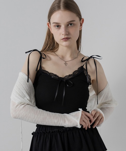 me+em select(ミームセレクト)の「【 4color 】3サテンリボンレースリブキャミソール / three satin ribbon lace lib camisole(キャミソール・レディース・グレー/グレー系1/ブラック/ホワイト・FREE)」の1枚目の写真