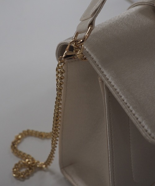 et.UNiVER(エトユニベール)の「Irregular motif bag(ハンドバッグ・レディース・ベージュ/チャコール/ブラック・FREE)」の6枚目の写真