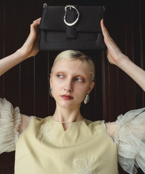 et.UNiVER(エトユニベール)の「Irregular motif bag(ハンドバッグ・レディース・ベージュ/チャコール/ブラック・FREE)」の12枚目の写真