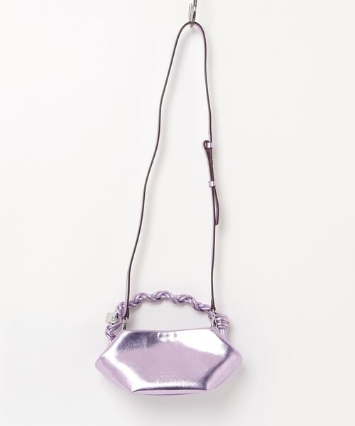 GANNI(ガニー)の「GANNI Bou Bag Mini Metallic ガニー ボウ バッグ ミニ メタリック ハンドバッグ(ハンドバッグ・レディース・ラベンダー・FREE)」の6枚目の写真