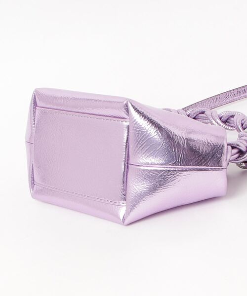 GANNI(ガニー)の「GANNI Bou Bag Mini Metallic ガニー ボウ バッグ ミニ メタリック ハンドバッグ(ハンドバッグ・レディース・ラベンダー・FREE)」の7枚目の写真