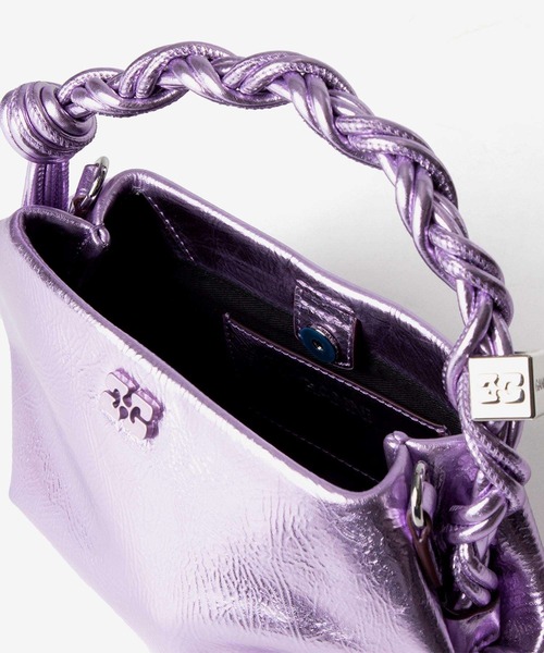 GANNI(ガニー)の「GANNI Bou Bag Mini Metallic ガニー ボウ バッグ ミニ メタリック ハンドバッグ(ハンドバッグ・レディース・ラベンダー・FREE)」の4枚目の写真