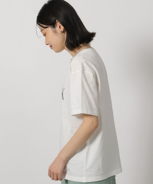 LAKOLE（ラコレ）の「coolfiberロゴTEE / 322588（Tシャツ/カットソー・レディース・ベージュ/オフホワイト/ネイビー/ブラック・FREE）」の15枚目の写真