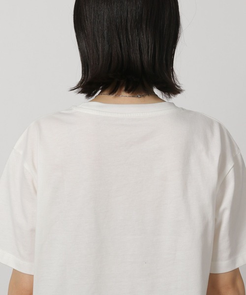 LAKOLE（ラコレ）の「coolfiberロゴTEE / 322588（Tシャツ/カットソー・レディース・ベージュ/オフホワイト/ネイビー/ブラック・FREE）」の5枚目の写真