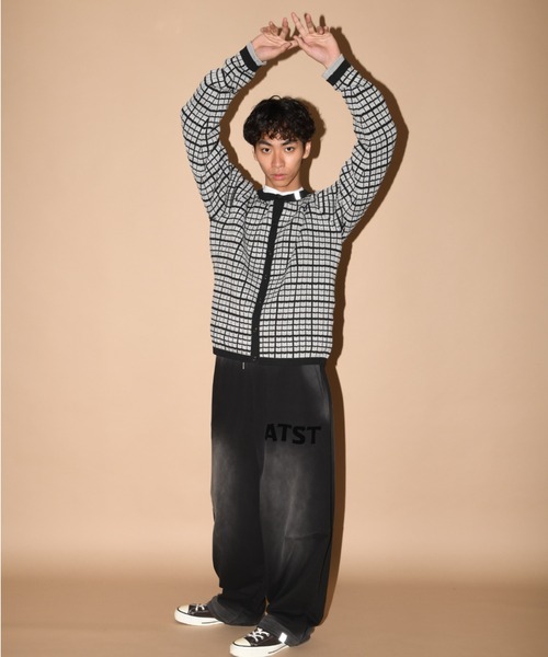 SUPERTHANKS（スーパーサンクス）の「グラフ チェックニットカーディガン/Graph check Knit Cardigan（カーディガン/ボレロ・メンズ・グレー/チャコールグレー/ブラウン/ブラック×ブラック・M/L）」の22枚目の写真