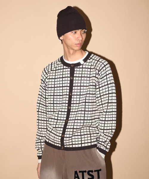 SUPERTHANKS（スーパーサンクス）の「グラフ チェックニットカーディガン/Graph check Knit Cardigan（カーディガン/ボレロ・メンズ・グレー/チャコールグレー/ブラウン/ブラック×ブラック・M/L）」の15枚目の写真
