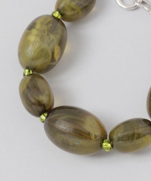 JEANASIS（ジーナシス）の「BIGビーズブレス/414133（ブレスレット・レディース・グリーン/クリア/ネイビー・FREE）」の5枚目の写真