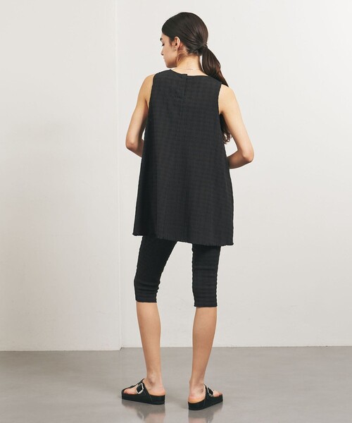 UNITED ARROWS（ユナイテッドアローズ）の「【別注】＜Pheeta for TO UNITED ARROWS＞シャーリング ノースリーブ カットソー（Tシャツ/カットソー・レディース・ホワイト/ブラック・FREE）」の9枚目の写真