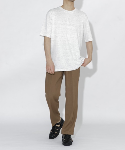 URBAN RESEARCH ROSSO MEN（アーバンリサーチロッソメン）の「『WEB限定』『XLサイズあり』リネン混カノコクルーTシャツ（Tシャツ/カットソー・メンズ・アイボリー/チャコールグレー/ブラウン/カーキ/ブラック・SMALL/MEDIUM/LARGE/X-LARGE）」の22枚目の写真