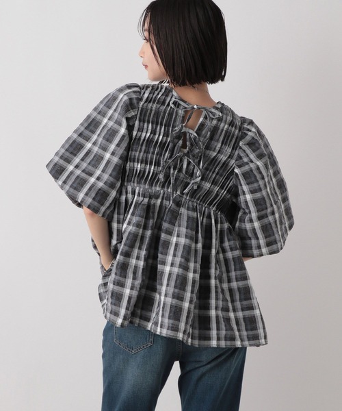 LOWRYS FARM(ローリーズファーム)の「チェックパフスリーブブラウス 289824(シャツ/ブラウス・レディース・ブラック/ホワイト・FREE)」の2枚目の写真