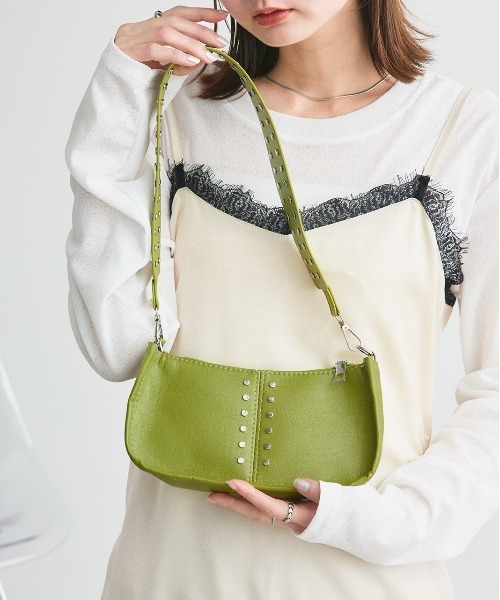 ad thie(アドティエ)の「スタッズデザイン ワンハンドルショルダーバッグ(ショルダーバッグ・レディース・ブラック/オフホワイト/グリーン/ブラウン・FREE)」の18枚目の写真
