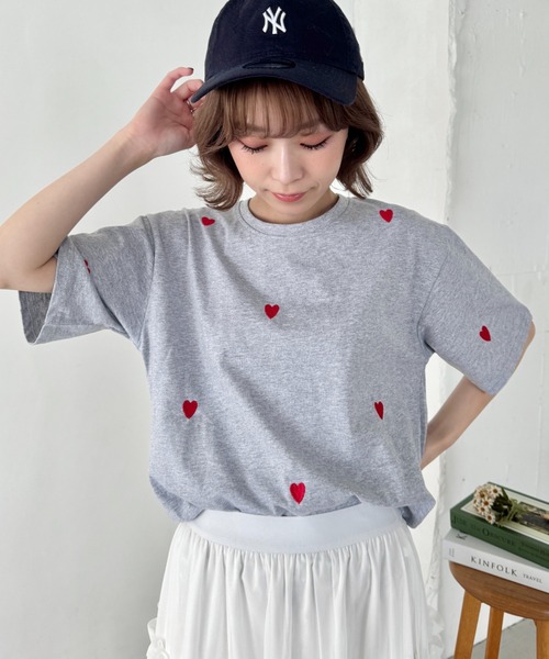 セール】ミニハート刺繍半袖Tシャツ（Tシャツ/カットソー