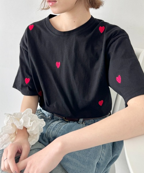 SOLLON.(ソルロン)の「ミニハート刺繍半袖Tシャツ(Tシャツ/カットソー・レディース・ホワイト/ブラック/グレー・FREE)」の18枚目の写真