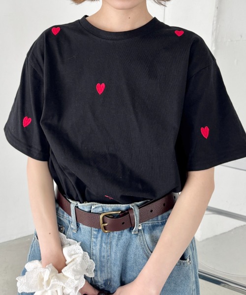 SOLLON.(ソルロン)の「ミニハート刺繍半袖Tシャツ(Tシャツ/カットソー・レディース・ホワイト/ブラック/グレー・FREE)」の20枚目の写真
