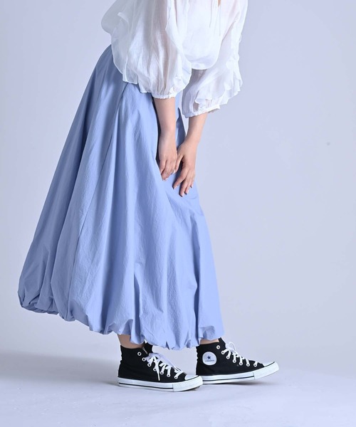 RAW FUDGE(ローファッジ)の「タックウエストバルーンスカート(スカート・レディース・サックスブルー/ブラック/ホワイト/チャコールグレー・M)」の1枚目の写真