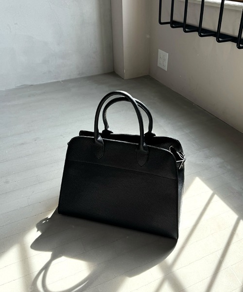 DONOBAN（ドノバン）の「サイドベルトA4トートバッグ（トートバッグ・レディース・キャメル/ブラック/モカ・ONE）」の8枚目の写真