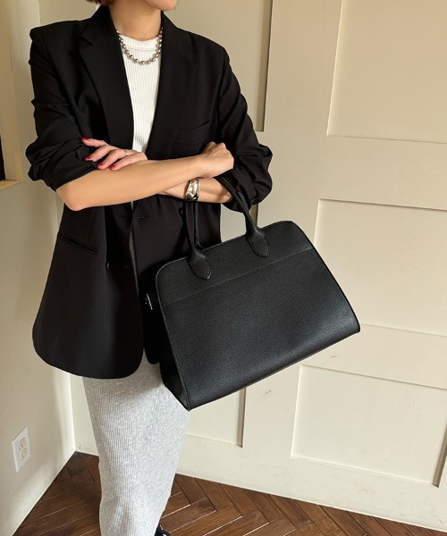 DONOBAN（ドノバン）の「サイドベルトA4トートバッグ（トートバッグ・レディース・キャメル/ブラック/モカ・ONE）」の6枚目の写真