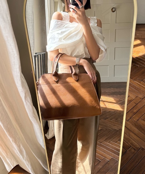 DONOBAN（ドノバン）の「サイドベルトA4トートバッグ（トートバッグ・レディース・キャメル/ブラック/モカ・ONE）」の21枚目の写真