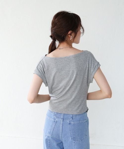 Bab(バブ)の「ドレープコンパクトトップス(Tシャツ/カットソー・レディース・アイボリー/ブラック/グレー・M)」の22枚目の写真