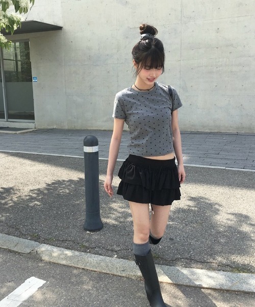 anyonemore(エニワンモア)の「ヘアーシュシュ付きドット柄スリム半袖Tシャツセット(Tシャツ/カットソー・レディース・グレー/ブラック/アイボリー・FREE)」の11枚目の写真