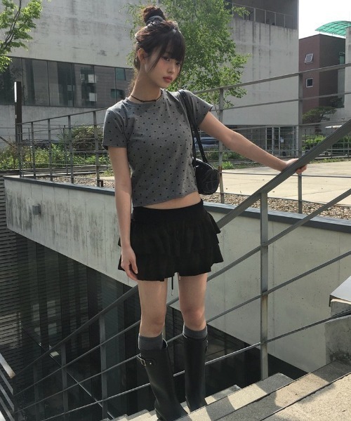 anyonemore(エニワンモア)の「ヘアーシュシュ付きドット柄スリム半袖Tシャツセット(Tシャツ/カットソー・レディース・グレー/ブラック/アイボリー・FREE)」の16枚目の写真